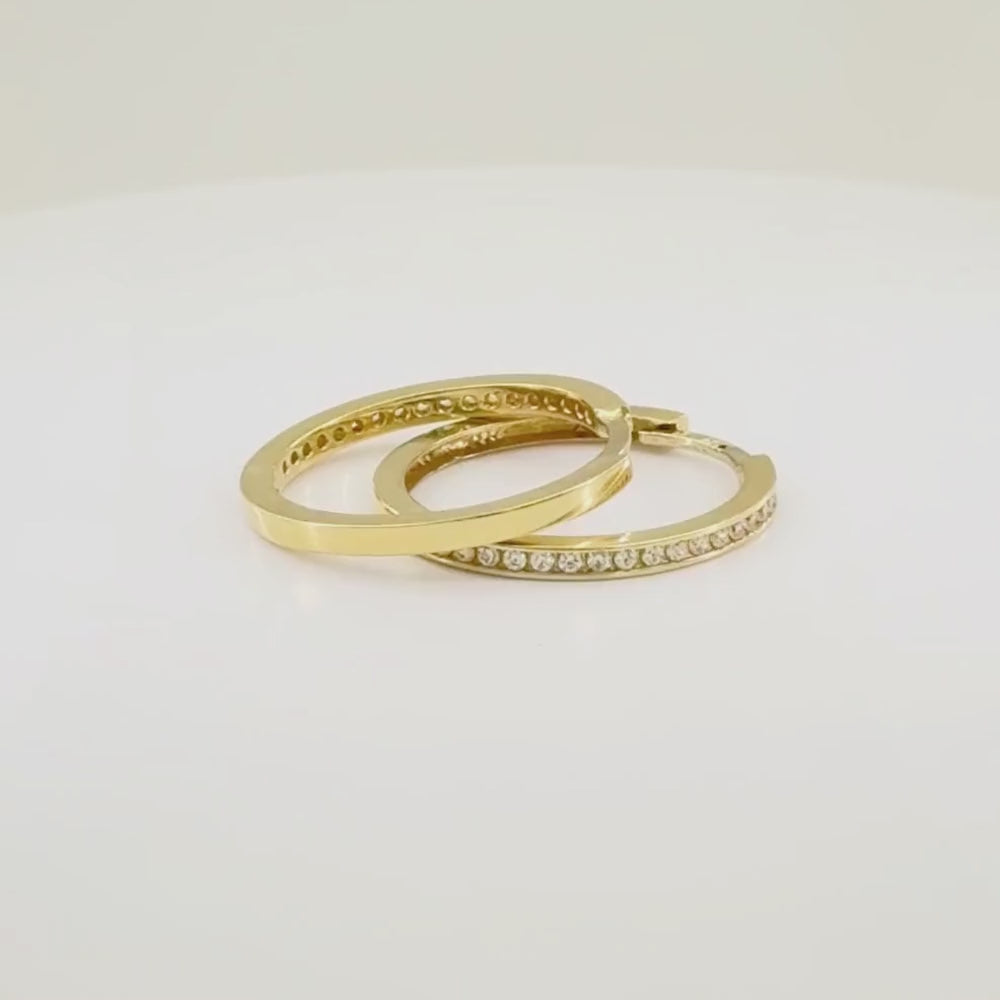 Grapa de Oro 14k Diseño Delgado con Incrustación de Zirconias mod. 10175