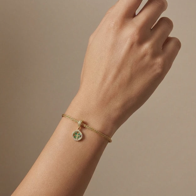 Charm de Oro 14k Trébol de la Buena Suerte Incrustado con Zirconias mod. 10655