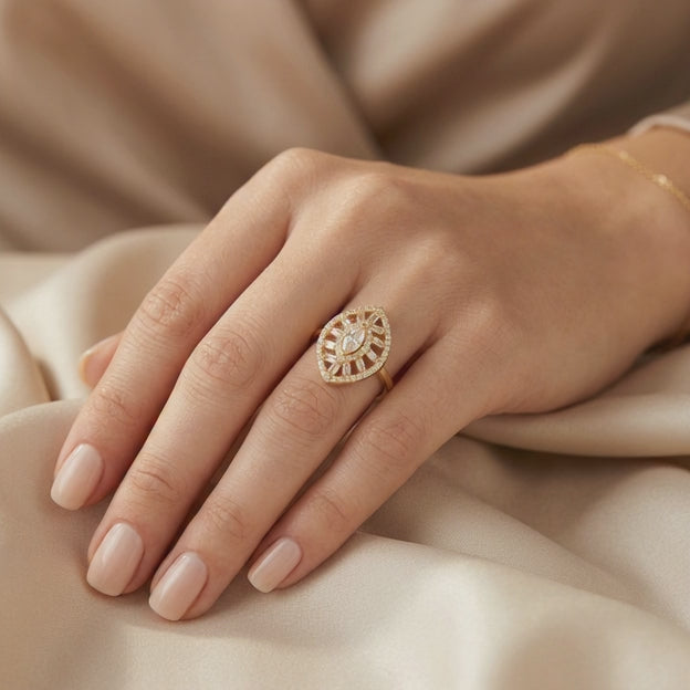 Anillo de Oro 14k Oval Elegante con Zirconias mod. 10858