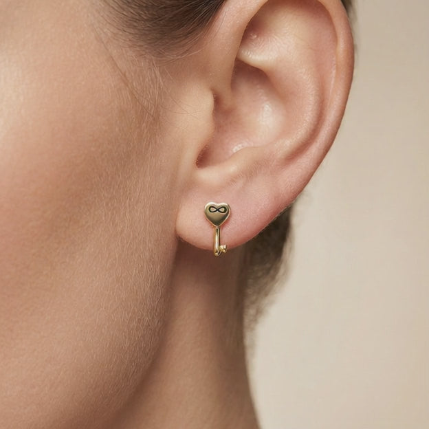 Arete de Oro 14k Llave de Corazón Brillante con Infinito mod. 10626