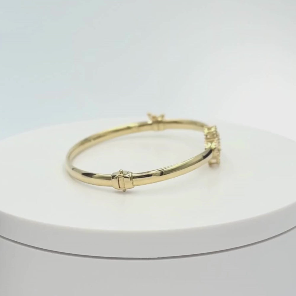 Aro de Oro 14k Modelo Electro Formado Hueco con Trébol Diamantado Central mod. 9751