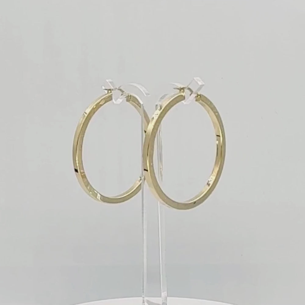 Arracada de Oro 14k de Diseño Cubo Hueco Estilo Brillante mod. 9785