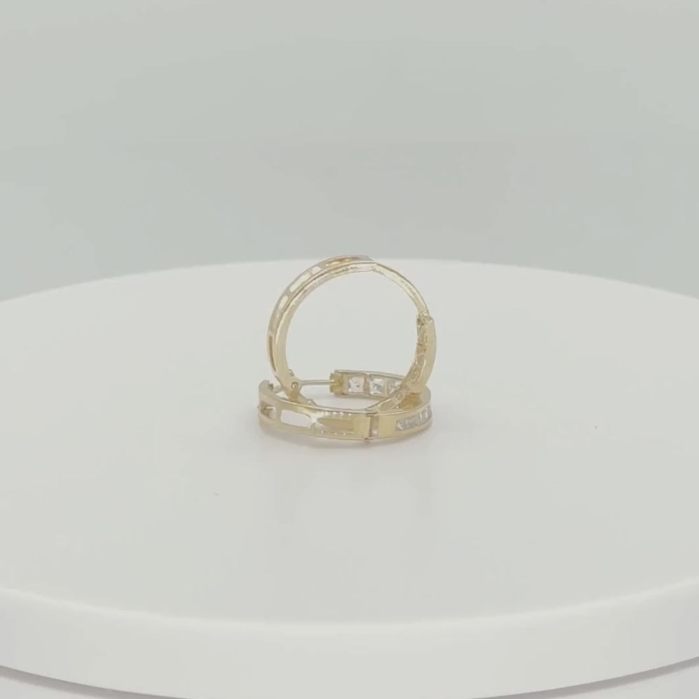 Grapa de Oro 14k Diseño Redondo Incrustado con Zirconias mod. 9876