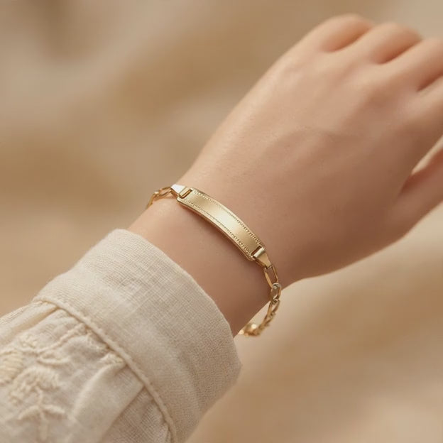 Esclava de Oro 14k para Niño Tejido Inglés con Diamantado y Placa Detallada mod. 11206
