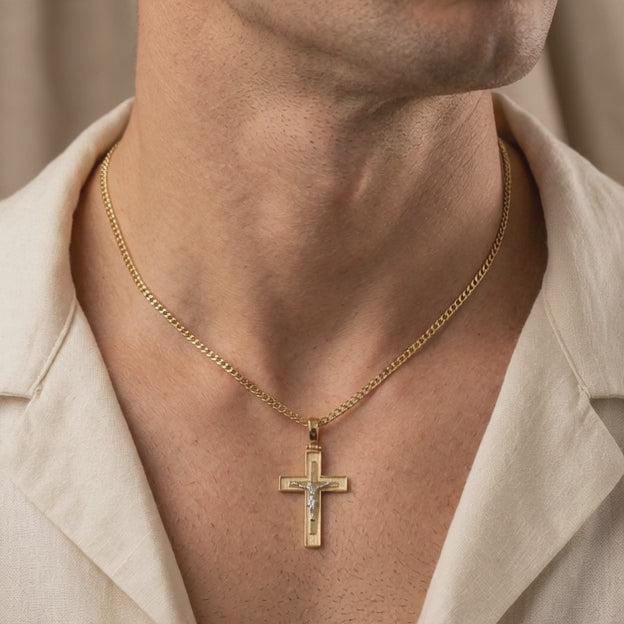 Dije de Oro 14k Cruz con Cristo en Oro Blanco mod. 10908
