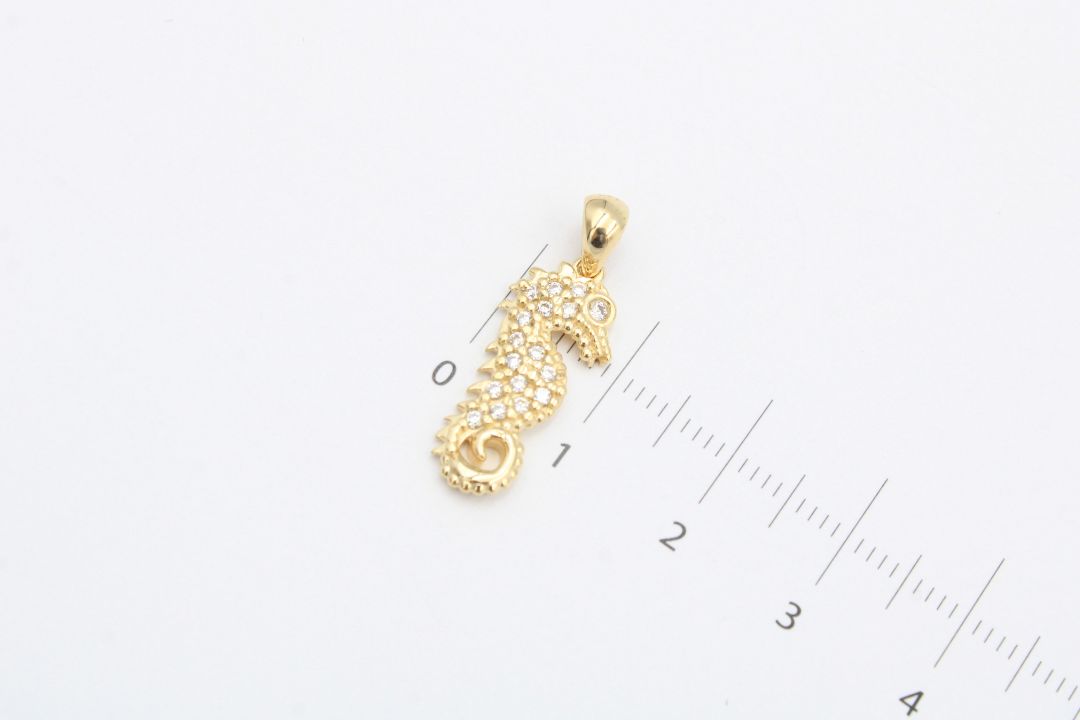 Dije de Oro 14k con Caballito de Mar Incrustado de Zirconias mod. 3641