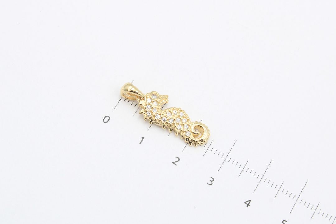 Dije de Oro 14k con Caballito de Mar Incrustado de Zirconias mod. 3641