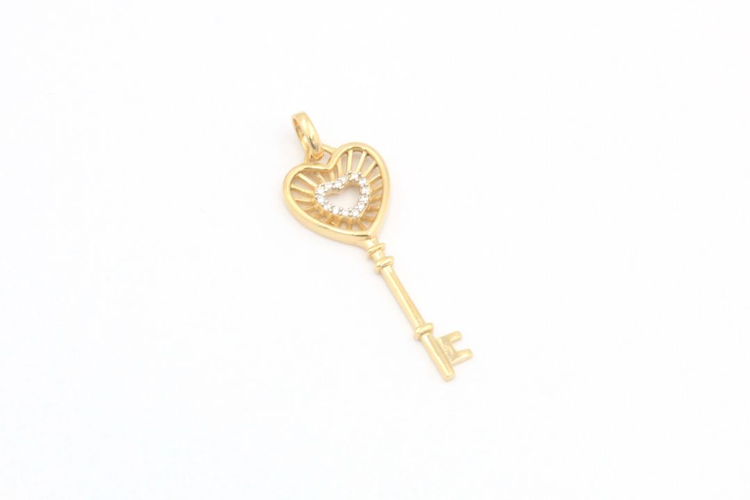 Dije Llave con Corazón y Zirconias mod. 4049