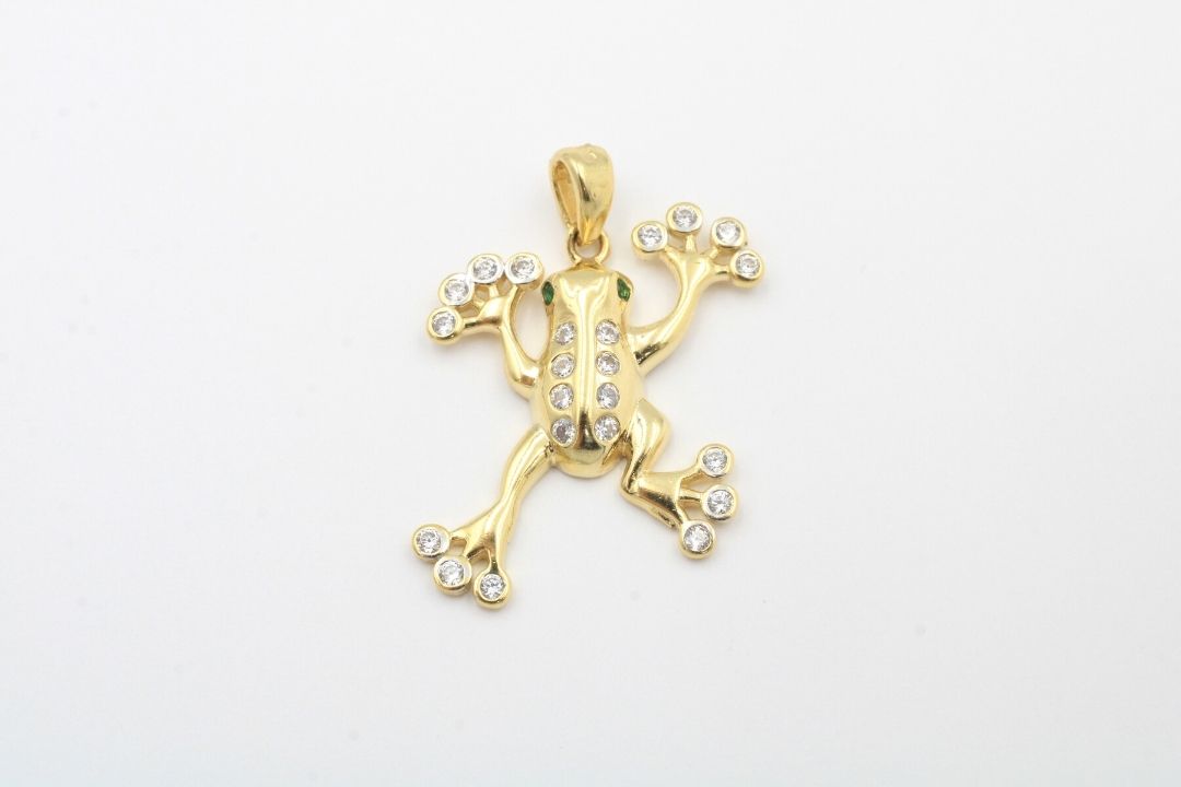 Dije de Rana con Piedras Brillantes mod. 0662
