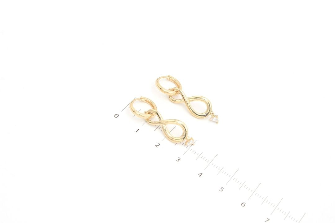 Grapa Larga con Infinito y Zirconia mod. 5333